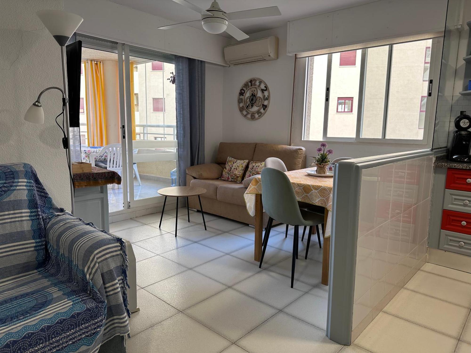 Apartment On The Beach With Parking And Pool Calpe Exterior photo
